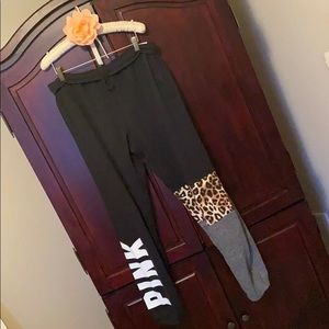 ✨NEW✨ PINK VS Campus Sweat Pant 💗